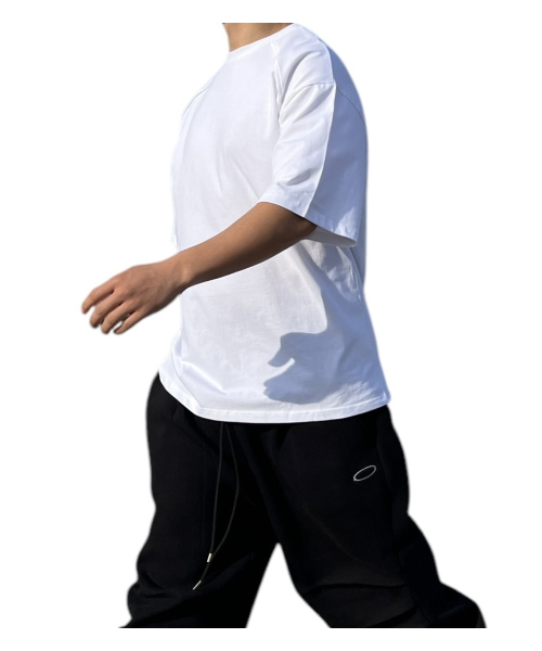 ATTENTIONROW（アテンションロー）の「ショルダーパイピングレギュラーオーバーサイズ半袖（ホワイト）（Tシャツ/カットソー・メンズ・ホワイト・M/L）」の2枚目の写真