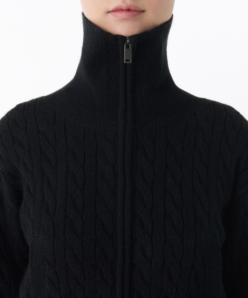 MUSINSA STANDARD WOMAN（ムシンサスタンダードウーマン）の「ウィメンズケーブルニットジップアップ[ブラック]（ニット/セーター・レディース・その他・LARGE/MEDIUM/SMALL/X-SMALL）」の4枚目の写真