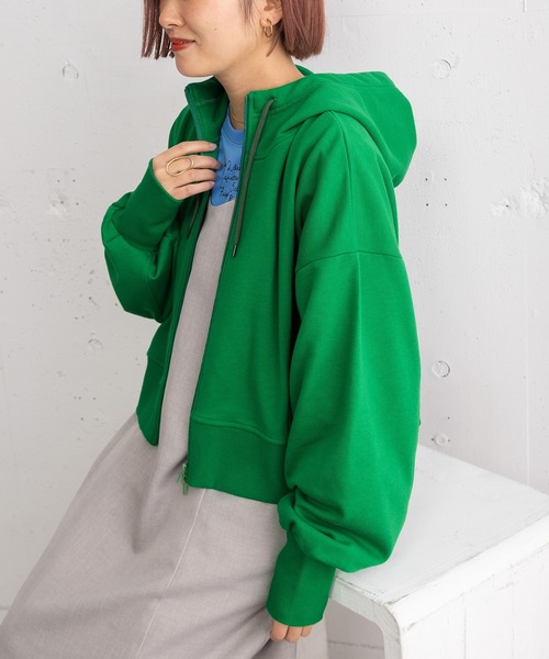 POU DOU DOU（プードゥドゥ）の「ボリューム袖裏毛フーディパーカ（パーカー・レディース・グレー/ブラウン/グリーン・3）」の3枚目の写真