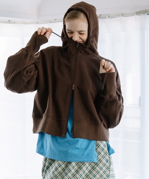 POU DOU DOU（プードゥドゥ）の「ボリューム袖裏毛フーディパーカ（パーカー・レディース・グレー/ブラウン/グリーン・3）」の10枚目の写真