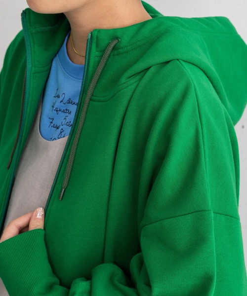 POU DOU DOU（プードゥドゥ）の「ボリューム袖裏毛フーディパーカ（パーカー・レディース・グレー/ブラウン/グリーン・3）」の6枚目の写真