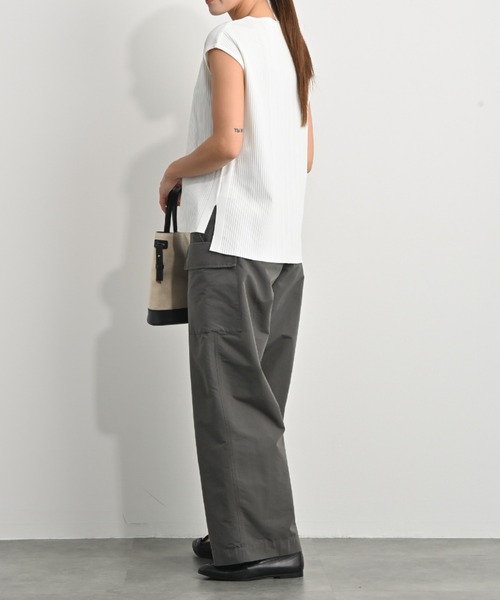 aunt lily(アントリリー)の「上質アセテートブレンド プレミアムニット ノースリーブプルオーバー(Tシャツ/カットソー・レディース・オフホワイト/ブラック/ライトブラウン・L/M/LL)」の12枚目の写真