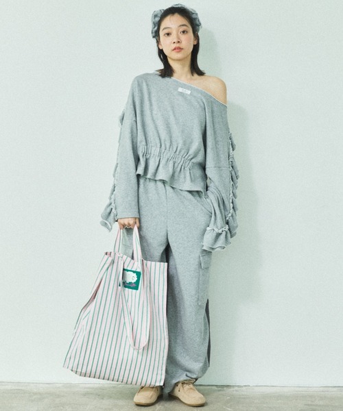 MIRROR STOKE(ミラーストーク)の「【ZOZO限定】《大容量》【2way/A4サイズ収納可能】MS LOGO STRIPE TOTE BAG/エムエスロゴストライプトートバッグ(トートバッグ・レディース・ベージュ/グリーン/ピンク/ブルー・FREE)」の11枚目の写真