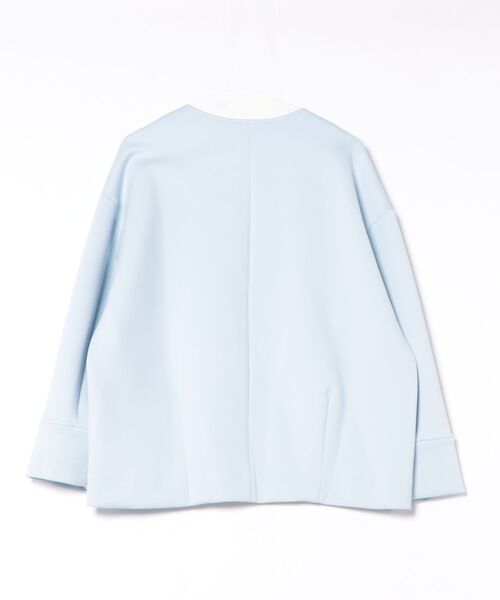 Doux archives(ドゥアルシーヴ)の「ボンディングノーカラーZIPブルゾン(ブルゾン・レディース・アイボリー/サックスブルー/チャコールグレー・FREE)」の5枚目の写真