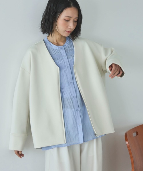 Doux archives(ドゥアルシーヴ)の「ボンディングノーカラーZIPブルゾン(ブルゾン・レディース・アイボリー/サックスブルー/チャコールグレー・FREE)」の18枚目の写真