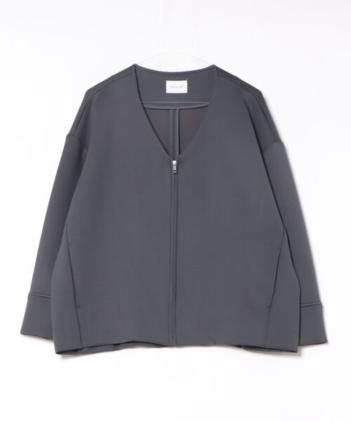 Doux archives(ドゥアルシーヴ)の「ボンディングノーカラーZIPブルゾン(ブルゾン・レディース・アイボリー/サックスブルー/チャコールグレー・FREE)」の7枚目の写真