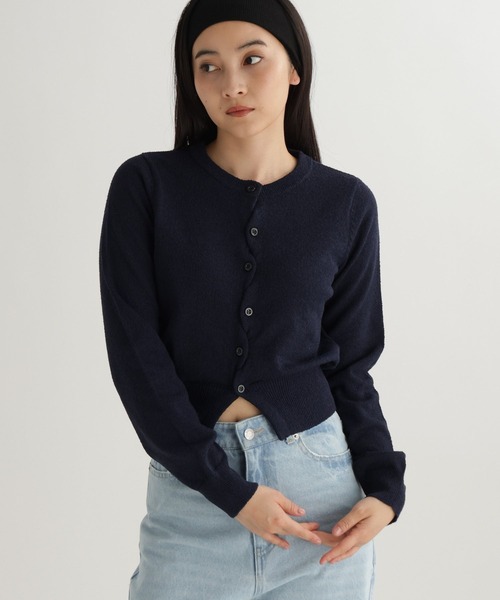 studio CLIP（スタディオクリップ）の「【daily CLIP】ループヤーンクロスボタンカーディガン（カーディガン/ボレロ・レディース・オフホワイト/ネイビー・FREE）」の12枚目の写真