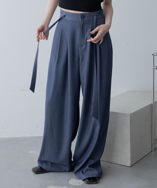 VACANCY(ヴァカンシー)の「アミコミワイドスラックスパンツ/SETUP(スラックス・レディース・ブルー/ブラック・LARGE/MEDIUM/SMALL)」の11枚目の写真