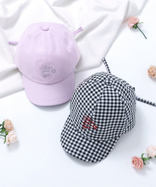 apres les cours(アプレレクール)の「【UVカット/接触冷感】後ろリボンロゴ刺繍キャップ(キャップ・キッズ・ラベンダー/チェック・58/54/50)」の6枚目の写真