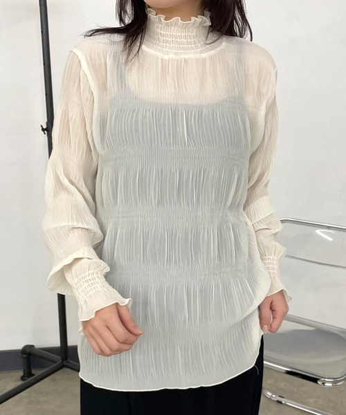 CRB（シーアールビー）の「シフォンシャーリングブラウス（シャツ/ブラウス・レディース・ブラック/オフホワイト/ベージュ・F）」の7枚目の写真