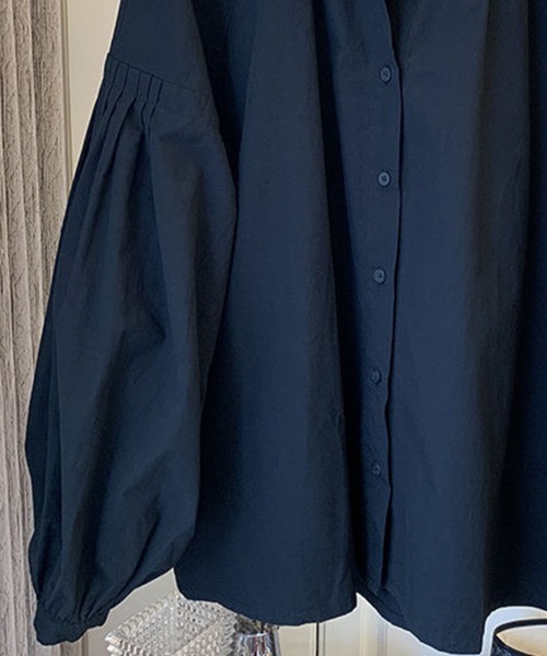 Flugge(フラッジー)の「ボリュームスリーブシャツブラウス(シャツ/ブラウス・レディース・ブラック/ホワイト・LARGE/MEDIUM)」の6枚目の写真