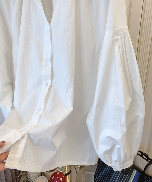 Flugge(フラッジー)の「ボリュームスリーブシャツブラウス(シャツ/ブラウス・レディース・ブラック/ホワイト・LARGE/MEDIUM)」の8枚目の写真