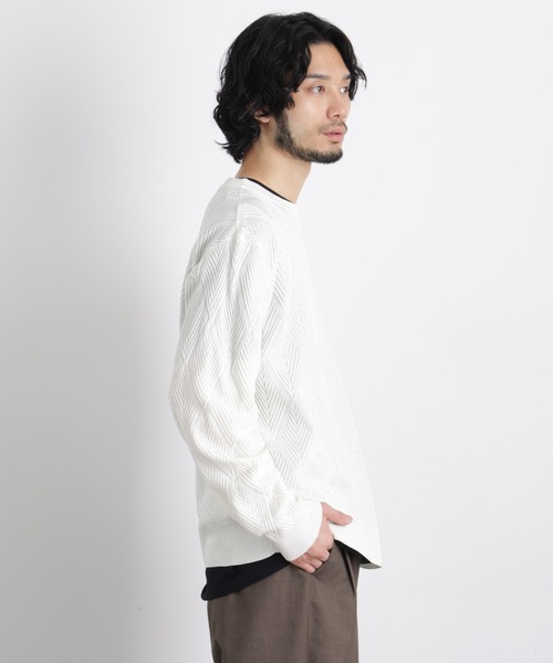 NANO universe(ナノユニバース)の「ハイツイストテクスチャーニット(ニット/セーター・メンズ・オフホワイト/レッド/サックスブルー/ブラック・L/M/S)」の5枚目の写真