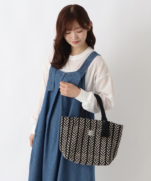 one'sterrace(ワンズテラス)の「FH ジャカードトートバッグ アミット(トートバッグ・レディース・ブラック系8・99)」の9枚目の写真