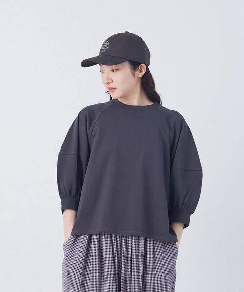 conges payes ADIEU TRISTESSE（コンジェ ペイエ アデュートリステス）の「ボトルシルエットスリーブカットソーブラウス（シャツ/ブラウス・レディース・チャコールグレー/グレイッシュベージュ/ベージュ・FREE）」の14枚目の写真