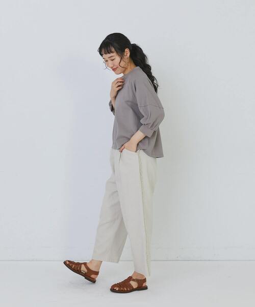 conges payes ADIEU TRISTESSE（コンジェ ペイエ アデュートリステス）の「ボトルシルエットスリーブカットソーブラウス（シャツ/ブラウス・レディース・チャコールグレー/グレイッシュベージュ/ベージュ・FREE）」の19枚目の写真