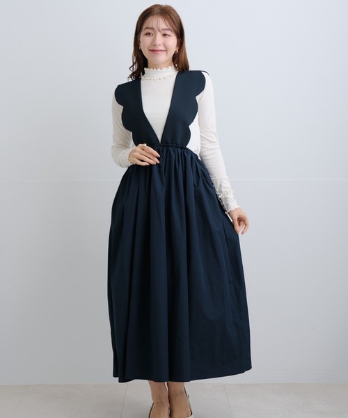 Neige(ネージュ)の「スカラップタフタ切替ジャンパースカート(ジャンパースカート・レディース・ネイビー/ブラック・ONE SIZE)」の3枚目の写真