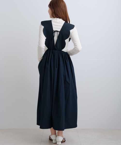 Neige(ネージュ)の「スカラップタフタ切替ジャンパースカート(ジャンパースカート・レディース・ネイビー/ブラック・ONE SIZE)」の8枚目の写真