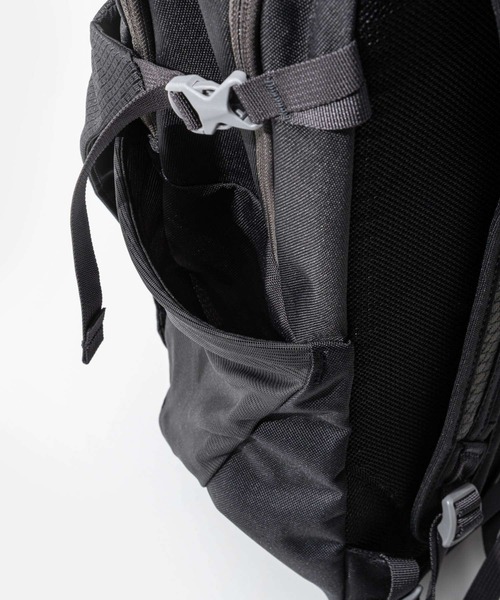 OSPREY（オスプレー）の「OSPREY Daylite Plus 20 オスプレー デイライトプラス バックパック（バックパック/リュック・メンズ・ブラック・FREE）」の6枚目の写真