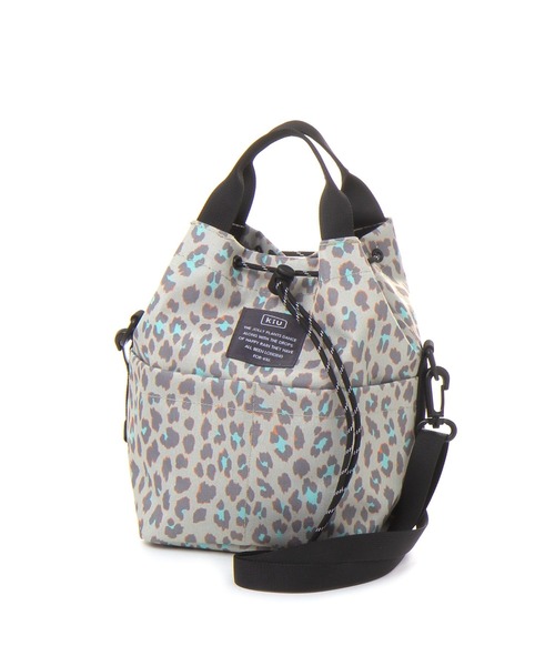 studio CLIP(スタディオクリップ)の「【撥水】KIUポケッタブルミニBAG(ショルダーバッグ・レディース・ネイビー/ベージュ/グレー・FREE)」の4枚目の写真