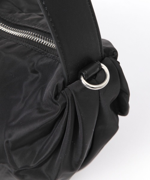 LEPSIM（レプシィム）の「ドッキングショルダー　636685（ショルダーバッグ・レディース・ブラック/チャコールグレー・ONE SIZE）」の7枚目の写真