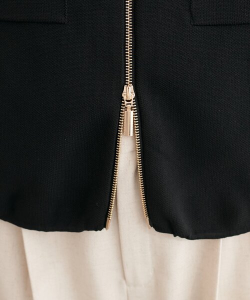 natural couture(ナチュラルクチュール)の「ニットジップブルゾン(ブルゾン・レディース・オフホワイト/ベージュ/ブラック/サックスブルー・FREE)」の22枚目の写真