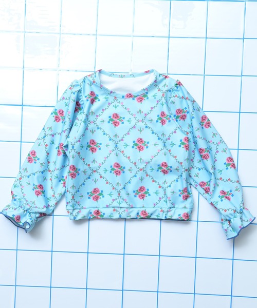 MARKEY'S（マーキーズ）の「【水着/UVカット】パフスリーブラッシュガード(総柄)（ラッシュガード・キッズ・ライトブルー/アイボリー・110/100/90/80/140/130/120）」の3枚目の写真