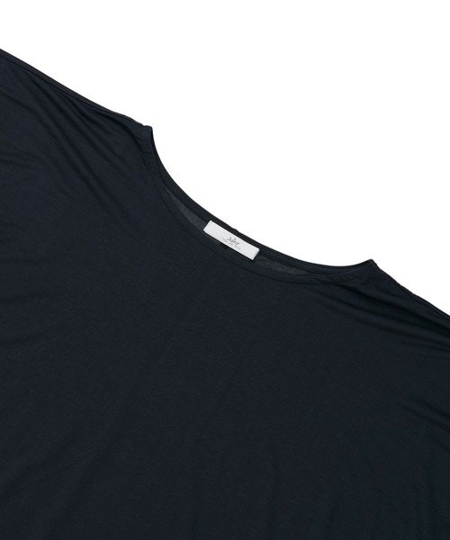 Julier Yoga and Relax（ジュリエヨガアンドリラックス）の「Julier マイクロ天竺ドレープトップス（Tシャツ/カットソー・レディース・ブラック/ホワイト/ライトブルーグレー・FREE）」の11枚目の写真