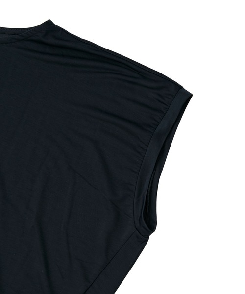 Julier Yoga and Relax（ジュリエヨガアンドリラックス）の「Julier マイクロ天竺ドレープトップス（Tシャツ/カットソー・レディース・ブラック/ホワイト/ライトブルーグレー・FREE）」の13枚目の写真