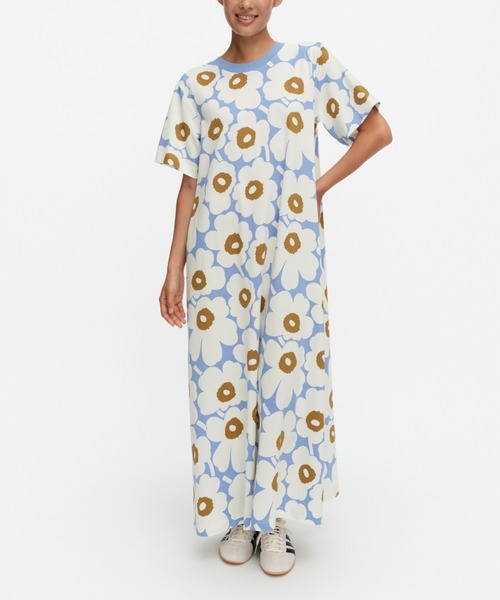 marimekko(マリメッコ)の「【ASIA&FINLAND EXCLUSIVE】Sh Koostua Unikko / Dress(ワンピース・レディース・ライトブルー・X-SMALL/SMALL/MEDIUM/LARGE)」の1枚目の写真