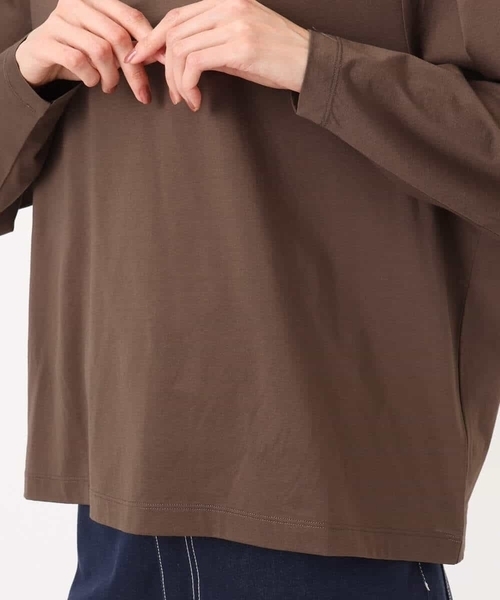 MK MICHEL KLEIN(エムケーミッシェルクラン)の「シルケット天竺リラックスカットソー/接触冷感/洗える(Tシャツ/カットソー・レディース・ターコイズブルー/ブラウン/ホワイト・38)」の4枚目の写真