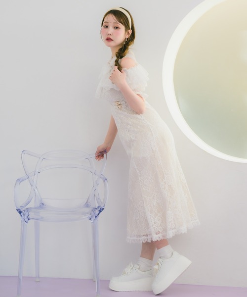 couture BY ROJITA(クチュールバイロジータ)の「肩開き総レースワンピース(ワンピース・レディース・ホワイト/パープル/ブラック・FREE)」の6枚目の写真
