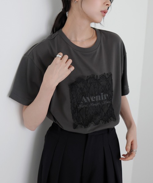 LIAN（リアン）の「【UVカット＆接触冷感】レースレイヤードロゴTシャツ（Tシャツ/カットソー・レディース・オフホワイト/チャコールグレー/ブラック・FREE）」の11枚目の写真