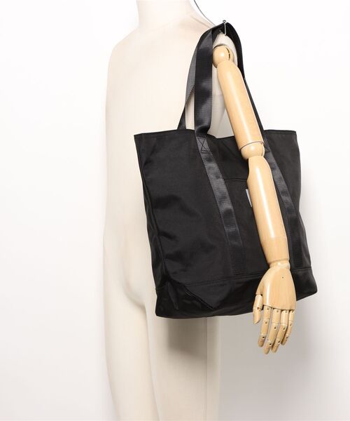 NAUGHTIAM（ノーティアム）の「【Carhartt WIP / カーハートダブリューアイピー】PRESCOTT TOTE（トートバッグ・メンズ・ブラック・FREE）」の6枚目の写真