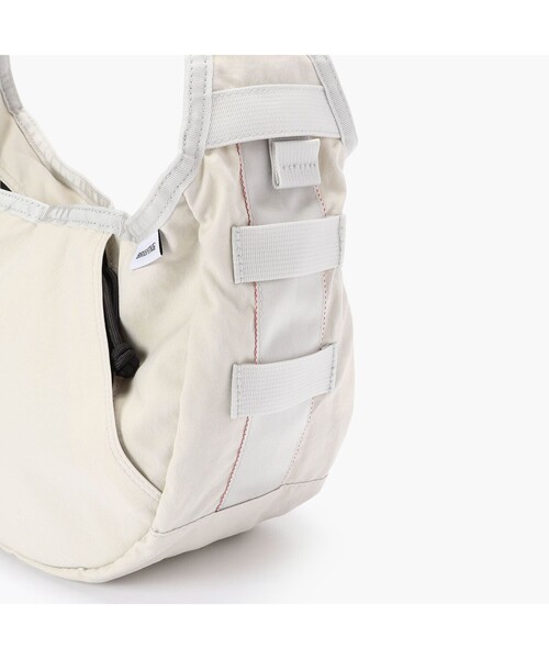 BRIEFING(ブリーフィング)の「HOBO BAG WIDE(Sサイズ)(ショルダーバッグ・メンズ・ブラック/オフホワイト・FREE)」の10枚目の写真