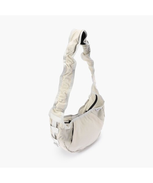 BRIEFING(ブリーフィング)の「HOBO BAG WIDE(Sサイズ)(ショルダーバッグ・メンズ・ブラック/オフホワイト・FREE)」の11枚目の写真