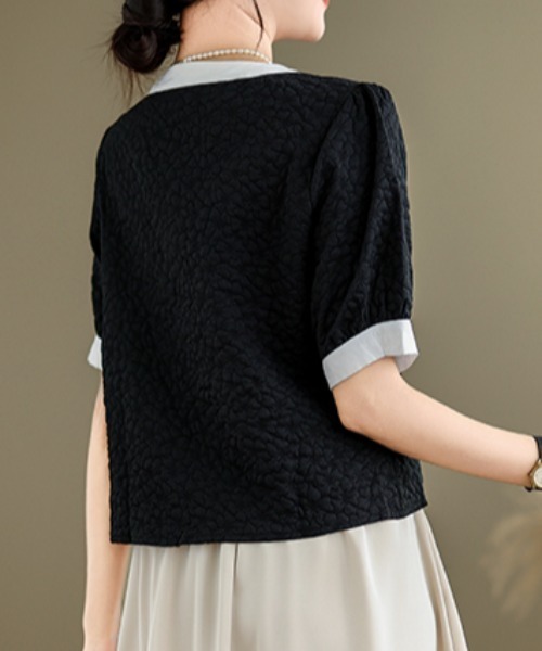 AMAJI(アマジ)の「ビッグリボン バイカラートップス/ パールボタン / ジャガード / 半袖 / モード / 2026 SS(Tシャツ/カットソー・レディース・ホワイト/ブラック・X-LARGE/LARGE/MEDIUM)」の9枚目の写真