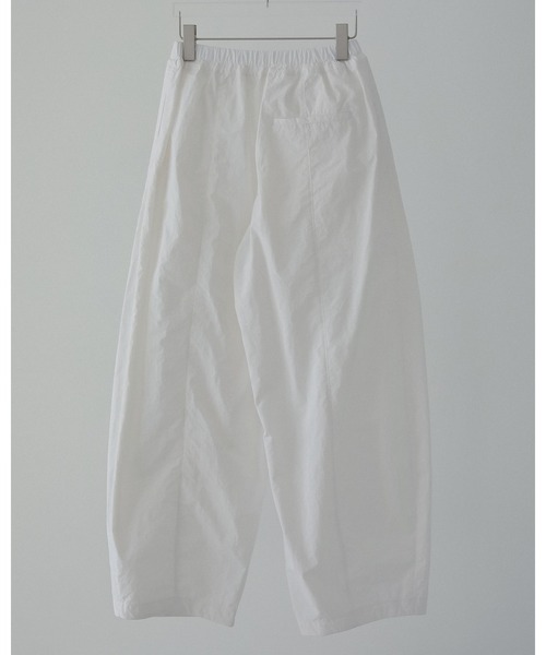 Volumetuck Cocoon Pants（その他パンツ）｜anuke（アンヌーク）の