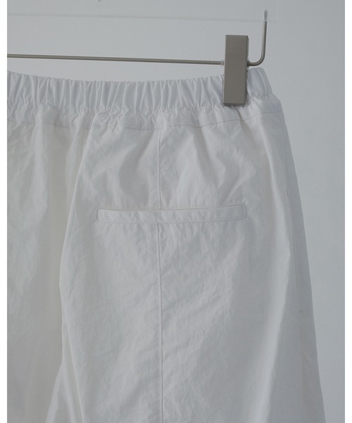 Volumetuck Cocoon Pants（その他パンツ）｜anuke（アンヌーク）の