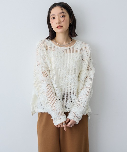 anyfee(エニフィー)の「【anyfee/大きいサイズ】3Dフラワーレースメッシュトップス(シャツ/ブラウス・レディース・ブラック/アイボリー・3L/LL/5L/4L)」の6枚目の写真