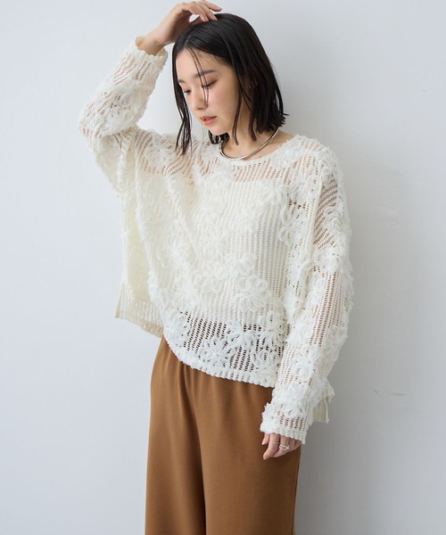anyfee(エニフィー)の「【anyfee/大きいサイズ】3Dフラワーレースメッシュトップス(シャツ/ブラウス・レディース・ブラック/アイボリー・3L/LL/5L/4L)」の9枚目の写真