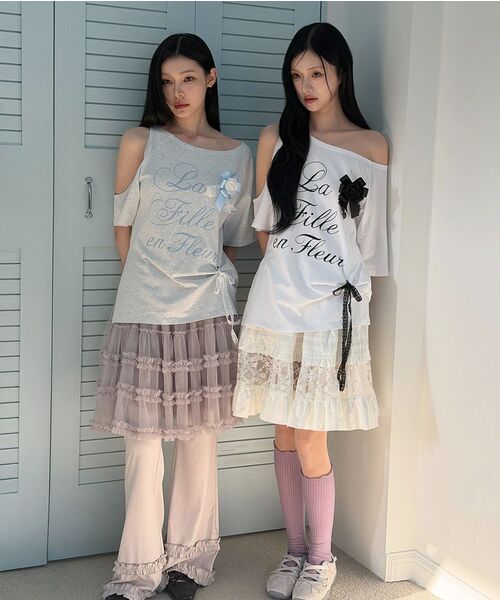 ILLIGO（イリゴ）の「カットアウトロゼットTシャツホワイト（Tシャツ/カットソー・レディース・その他・OS）」の7枚目の写真