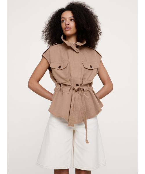 Banana Republic(バナナリパブリック)の「テンセル(TM)コットンリネン ユーティリティ ベスト(その他アウター・レディース・ベージュ・S/XS/M/L)」の4枚目の写真