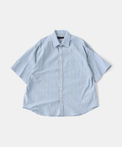 WISM（ウィズム）の「NAMELESSNESS / ネームレスネス COTTON SHORT SLEEVE SHIRT（シャツ/ブラウス・メンズ・ブラック/ホワイト/ブルー・3/2）」の5枚目の写真