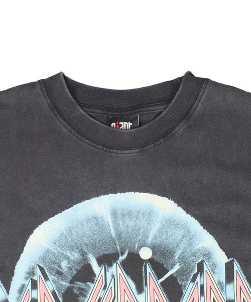 giant Vintage(ジャイアントヴィンテージ)の「【GIANT01】【Giant Vintage/ジャイアント ヴィンテージ】DEF LEPPARD ADRENALIZE LOGO EYE BALL OVERSIZED BOX SILHOUETTE T-SHIRTS(Tシャツ/カットソー・メンズ・ブラック系その他・MEDIUM/LARGE/SMALL)」の4枚目の写真