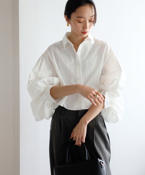 OFF-WHITE