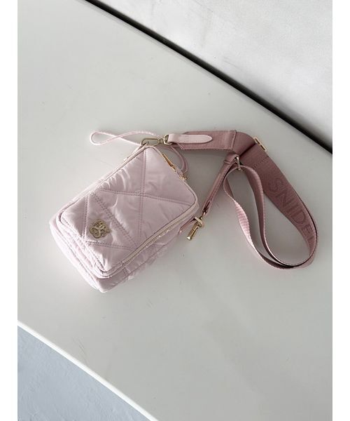 SNIDEL(スナイデル)の「【WEB限定】キルティングマルチショルダー/保冷機能付き(ショルダーバッグ・レディース・アイボリー/イエロー/ライトブルー/ピンクベージュ/ブラック・F)」の12枚目の写真