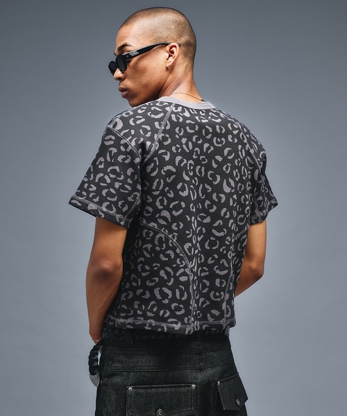 ANDER HUNK(アンダーハンク)の「Reopard Henry neck Thermal T / レオパードヘンリーネックサーマルT(Tシャツ/カットソー・メンズ・ブラック/ブラウン・MEDIUM/LARGE)」の20枚目の写真