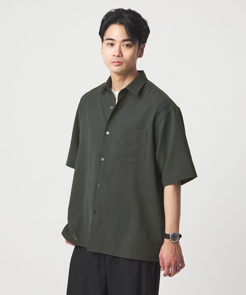 green label relaxing(グリーンレーベルリラクシング)の「ワッシャー ポプリン ボックスシルエット 半袖 シャツ(シャツ/ブラウス・メンズ・ベージュ/ネイビー/コバルトブルー/ダークグリーン・XL/M/S/L)」の15枚目の写真