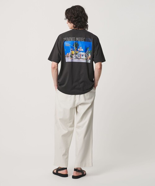 BEAUTY&YOUTH UNITED ARROWS（ビューティーアンドユースユナイテッドアローズ）の「【別注】＜EIZIN SUZUKI＞PINENOT MOTEL プリント Tシャツ（Tシャツ/カットソー・メンズ・ダークグレー・L/M/S/XL）」の4枚目の写真